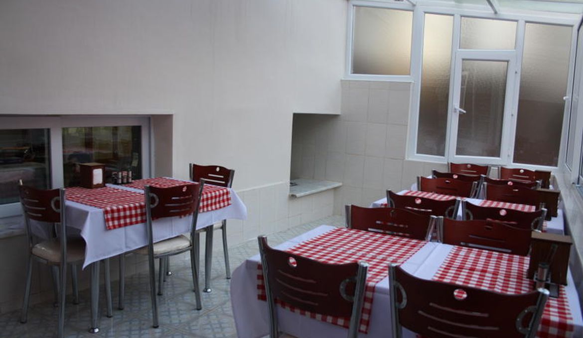 Piya Hostel