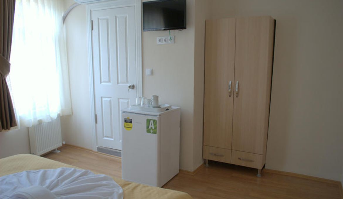 Piya Hostel