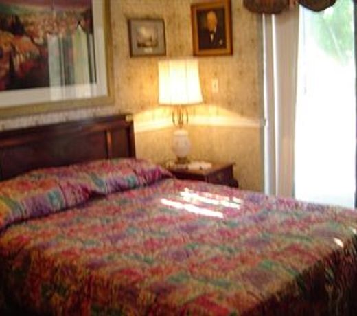 Pimblett's Downtown Toronto B&B