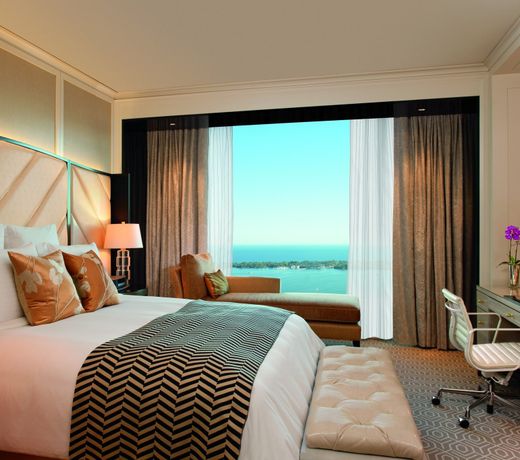 The Ritz-Carlton, Toronto