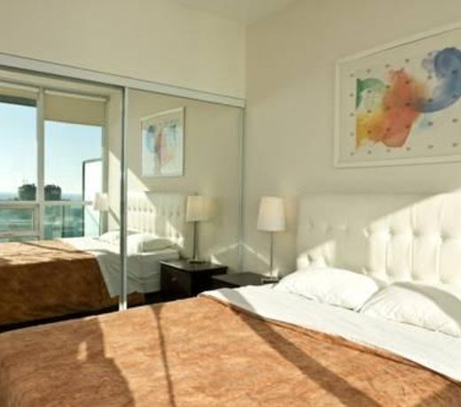 Luxury Condo - Heart of Downtown