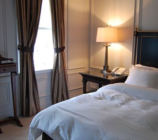 Windsor Arms Hotel