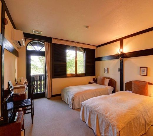 Hotel Hut Walden