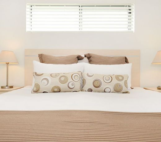Oaks Middlemount Suites