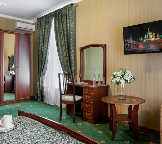 MIRROS Hotel Moscow Kremlin