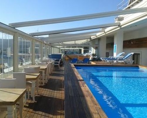 AzureVista Deluxe Residence Hotel - Илика - фото 21