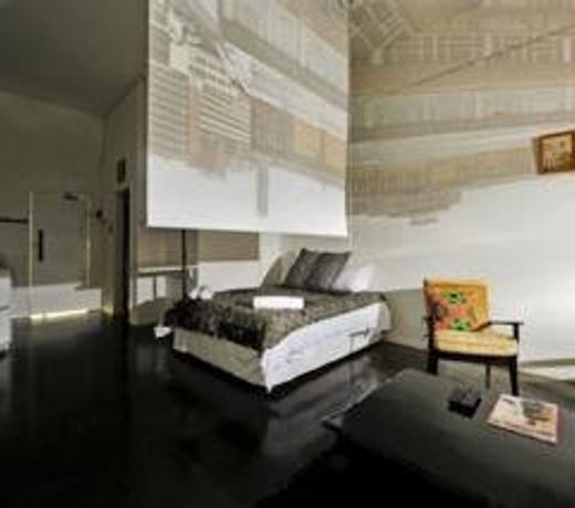 12 Decades Art Hotel