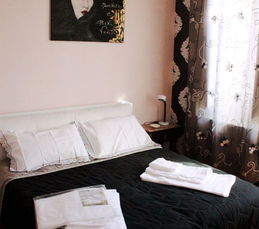 B&B Camelot
