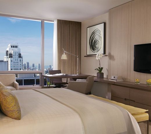 Four Seasons Hotel Toronto at Yorkville