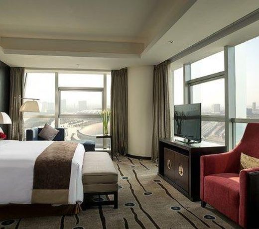 Crowne Plaza Yiwu Expo, an IHG Hotel