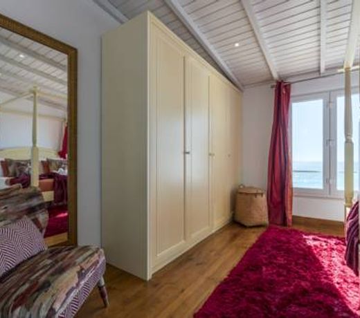 Beachfront Villa de la Plage private pool and jacuzzi, private path beach