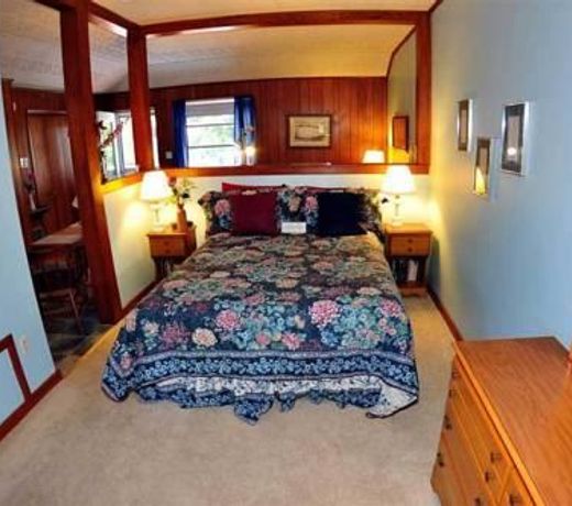 POND MOUNTAIN LODGE