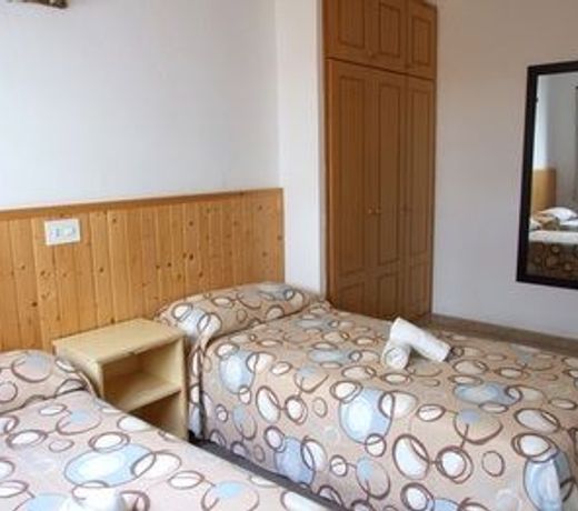 Apartamentos Timon - Emar Hotels