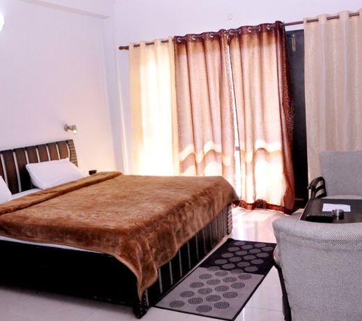 OYO 4109 Hotel Traveller Inn