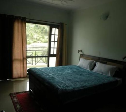 OYO 4109 Hotel Traveller Inn