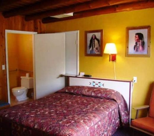 Redrock Country Inn