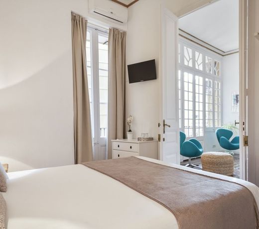 Plaza Catalunya Guest House