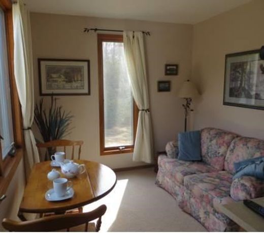 COUNTRY COZY BED AND BREAKFAST