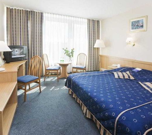 CRACOVIA HOTEL