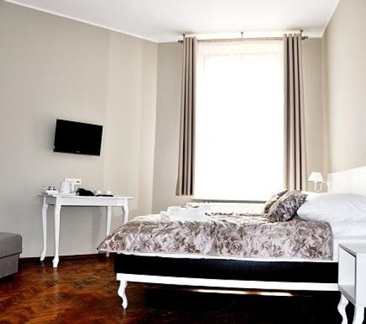 Leone Aparthotel