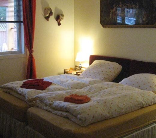 SUNDIAL BED & BREAKFAST