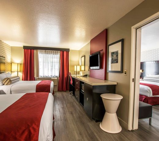Tilt Hotel Universal/Hollywood, Ascend Hotel Collection