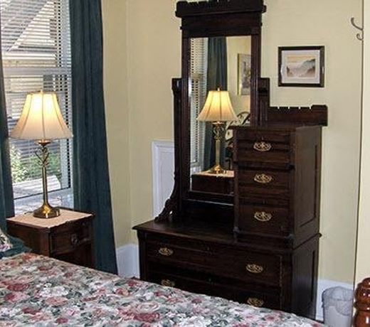 AGINCOURT MANOR B&B SUITES