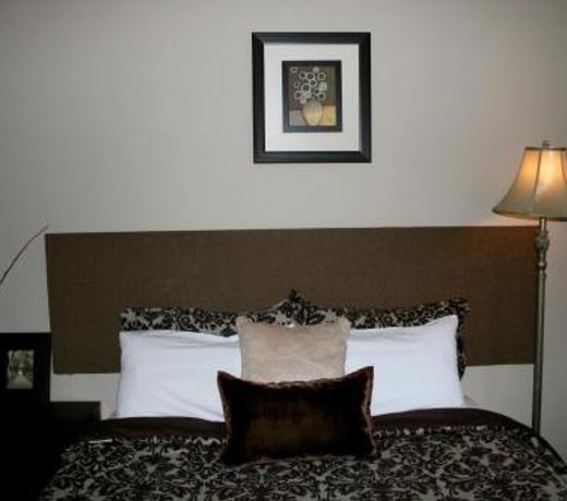 NORETTA MOTEL