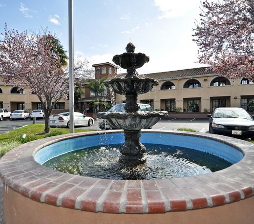 BW PLUS BROOKSIDE INN
