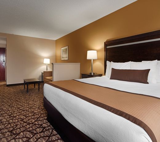Best Western Plus Belle Meade Inn and Suite