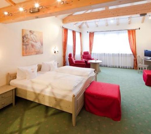 HUBERTUSHOF GOLF & WELLNESSHOTEL