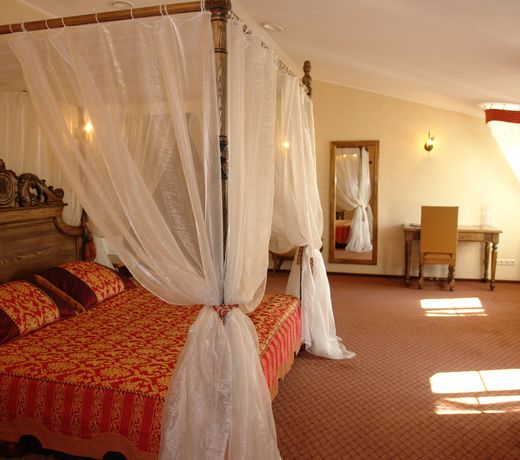 Hotel Kamelot