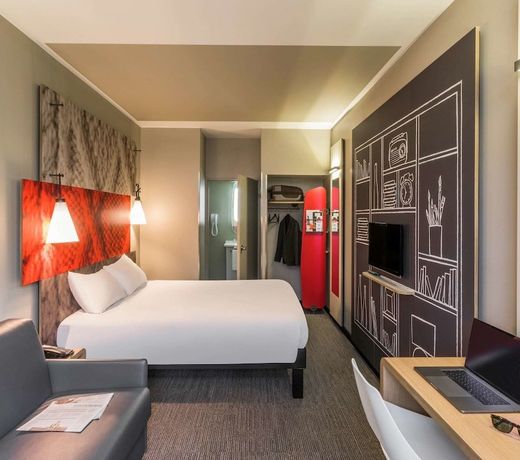 ibis Paris Gare de Lyon Ledru Rollin
