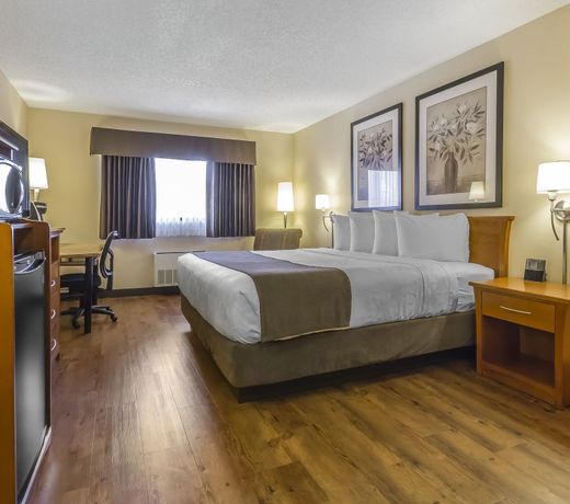Quality Inn & Suites Saskatoon