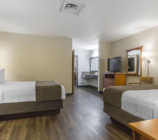 Quality Inn & Suites Saskatoon