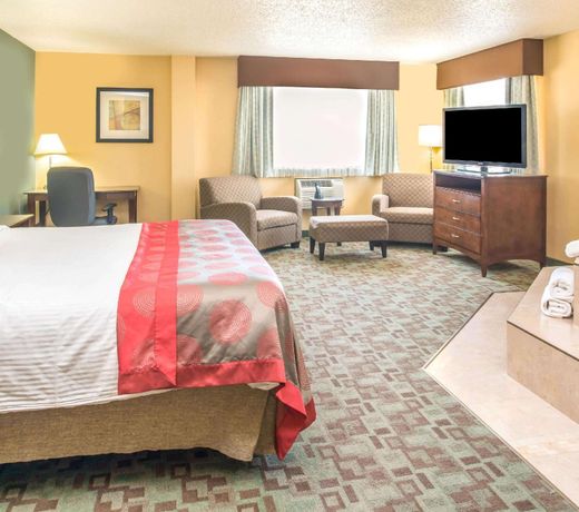 Ramada by Wyndham Saskatoon