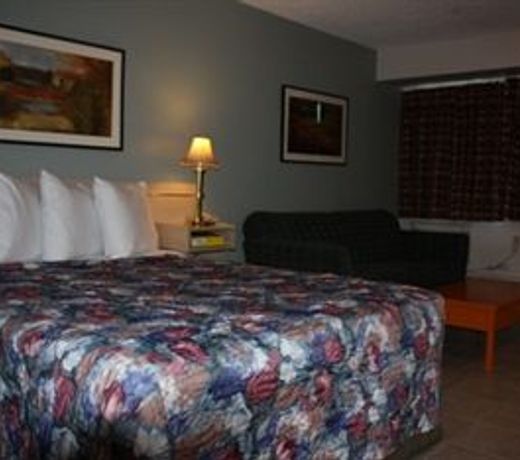 Northwoods Inn & Suites