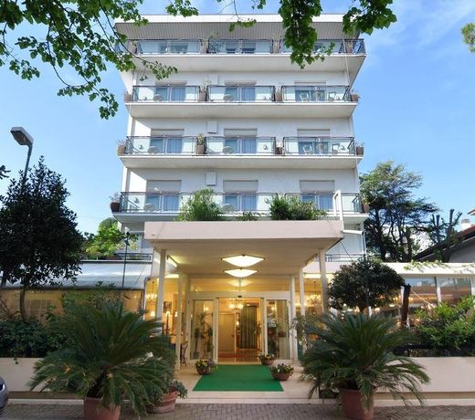 Hotel Maestri