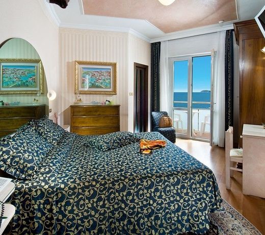 Hotel Des Nations - Vintage Hotel sul mare