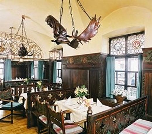 GABLERBRAU CENTRAL HOTEL