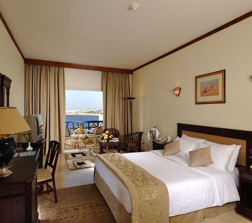 Grand Oasis Resort