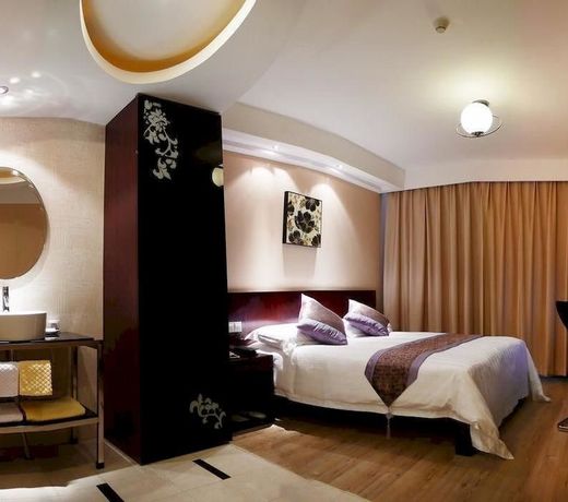 Suns Amat Hotel