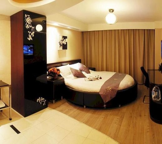 Suns Amat Hotel