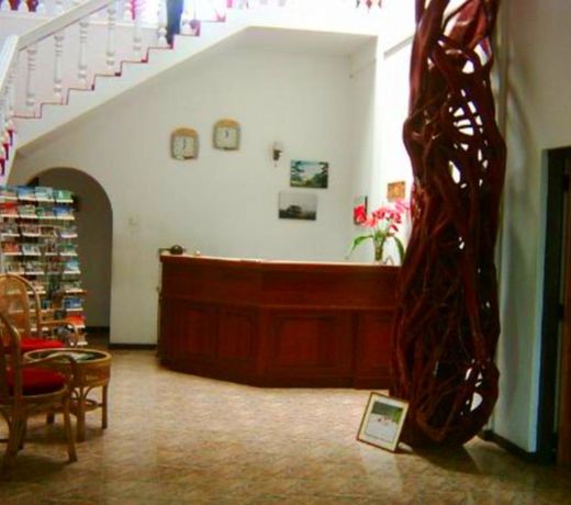Hotel Breeta's Garden