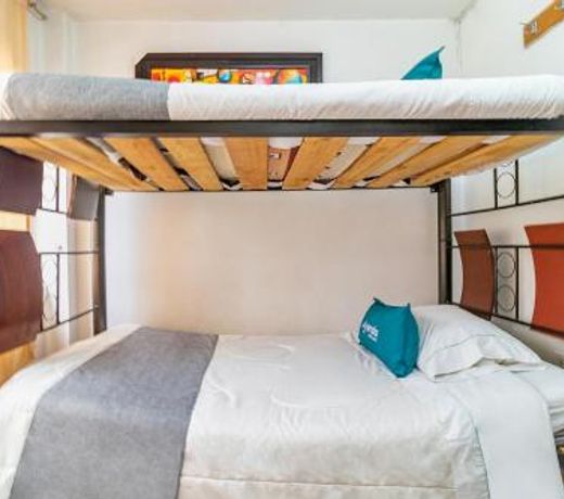 CASA HOTEL VICTORIA Av 30