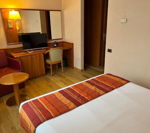Crystal Hotel Varese