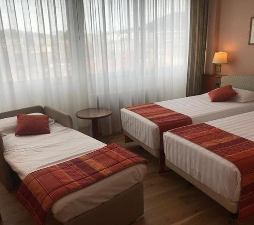 Crystal Hotel Varese
