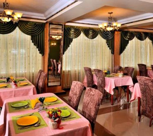 Avrora Hotel