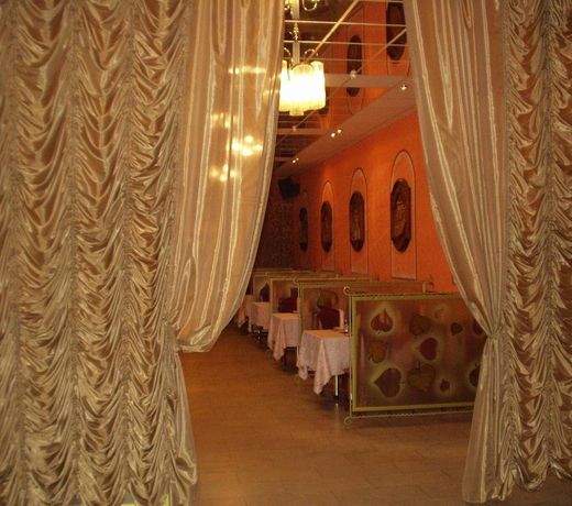 Tikhvin Hotel