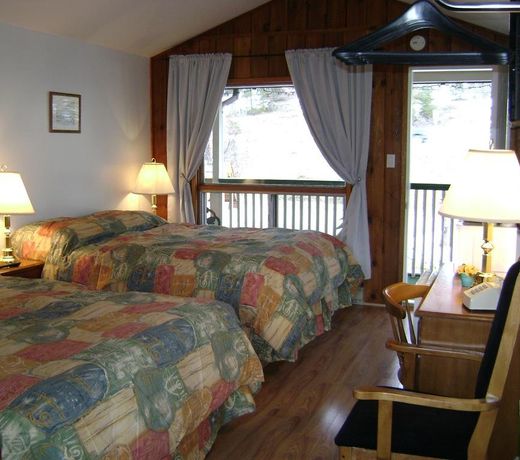 Cedar Motel